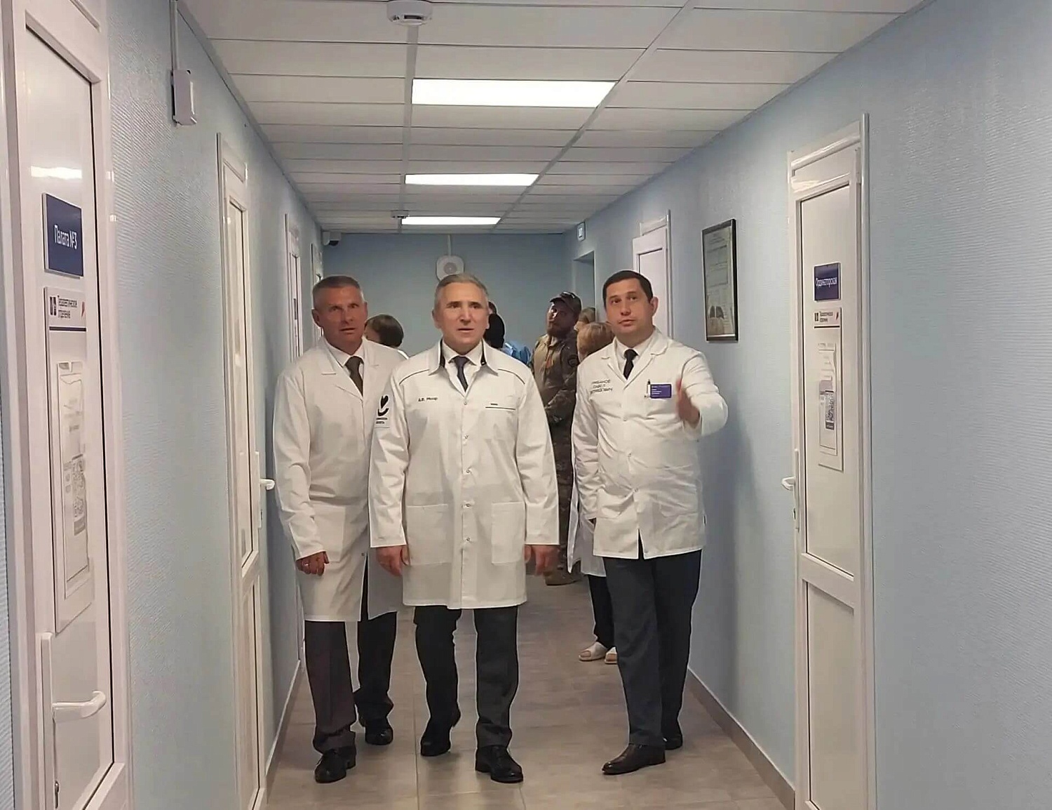 Губернатор Тюменской области посетил Аромашевскую районную больницу